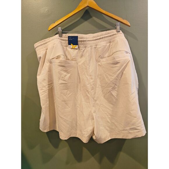 Old Navy High waisted stretchTech shorts 4x - Picture 4 of 5